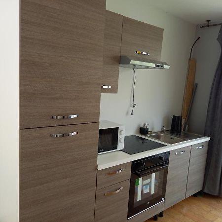 Nantes Aeroport 1-5 Couchages-Parking-Jardin Bouguenais Εξωτερικό φωτογραφία