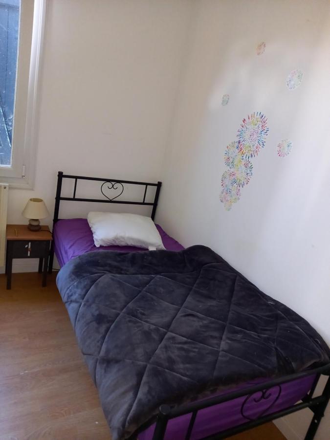 Nantes Aeroport 1-5 Couchages-Parking-Jardin Bouguenais Εξωτερικό φωτογραφία